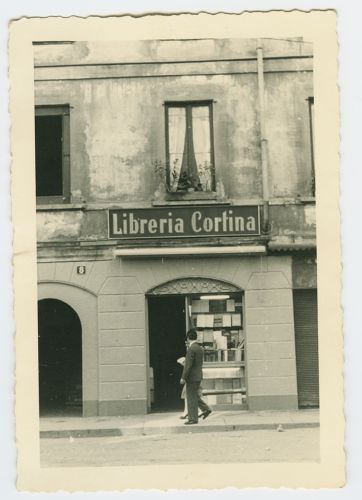 La prima Libreria Cortina in via Festa del Perdono
